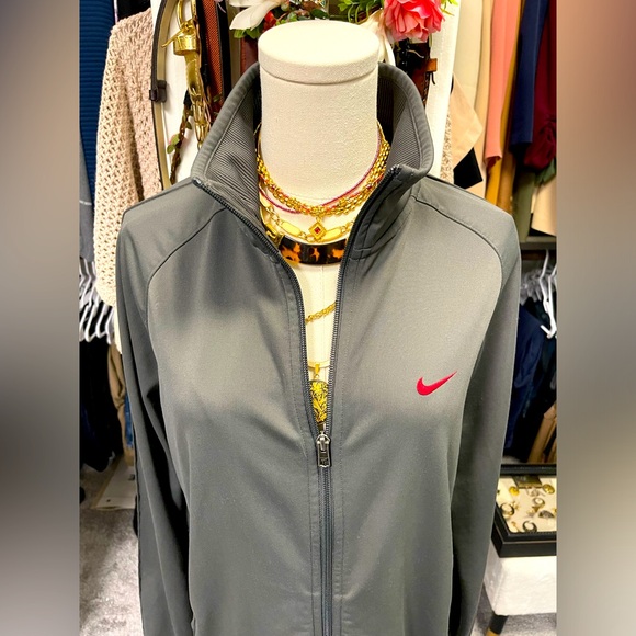 NIKE THE ATHLETIC DEPT Swoosh Logo Full Zip Track Jacket Gray Size Medium - Picture 2 of 8